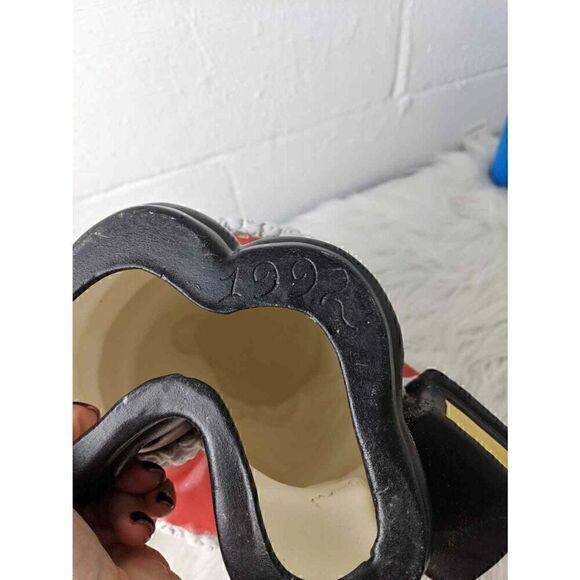 Atlantic Molds Ceramic Santa and Mrs Claus Statue Handmade Figurine to Display i - Picture 11 of 13